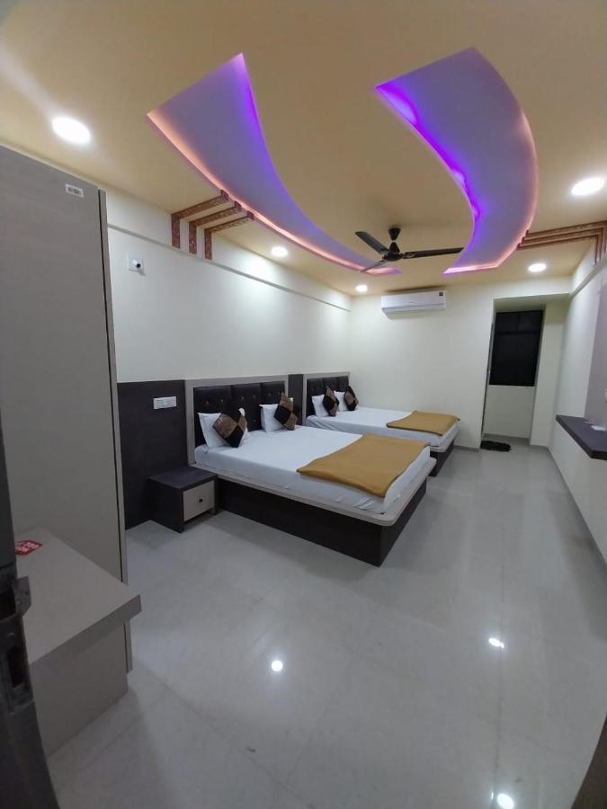 Hotel Ggc Inn Ahmedabad Eksteriør bilde
