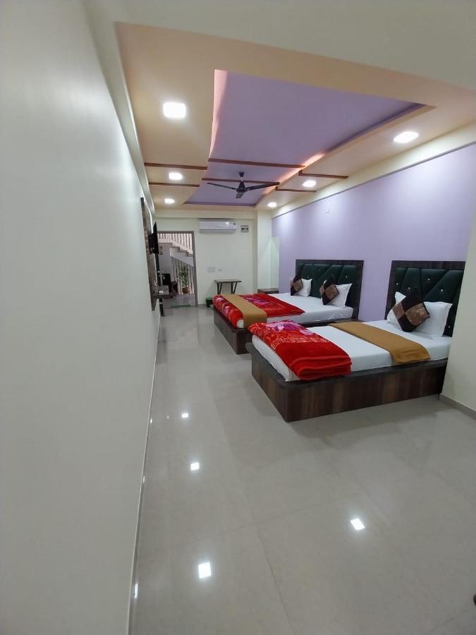 Hotel Ggc Inn Ahmedabad Eksteriør bilde